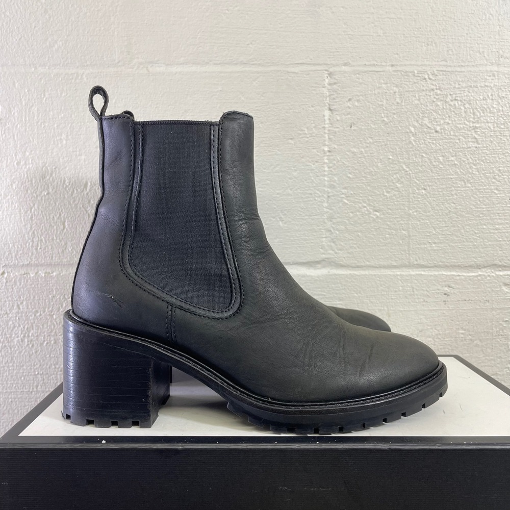Thursday Boot Co Everyday Chelsea Boots Black Leather Lug Sole Women's 8.5 US